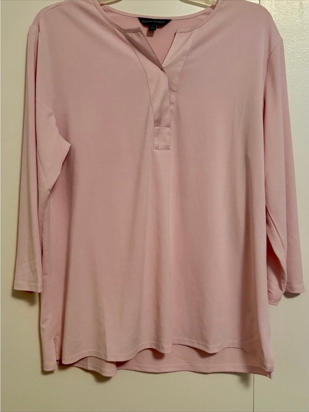 Banana Republic Light Pink Long Sleeve Split-Neck Top